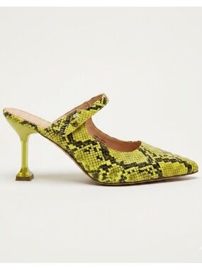 Chase + Chloe Yellow Snakeskin Print Pointed
Toe Mule Sexy Y2K Heels 9